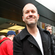 Ilustración para el artículo titulado Jony Ive se convierte en el primer jefe de diseño de Apple